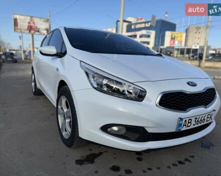 Белый Киа Сид, объемом двигателя 1.4 л и пробегом 190 тыс. км за 7200 $, фото 1 на Automoto.ua