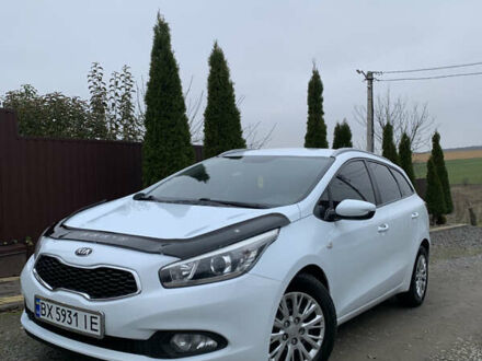 Білий Кіа Сід, об'ємом двигуна 1.6 л та пробігом 258 тис. км за 7800 $, фото 1 на Automoto.ua