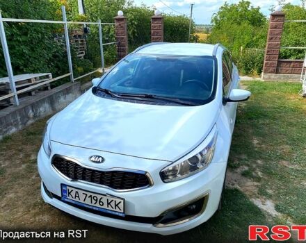 Білий Кіа Сід, об'ємом двигуна 1.4 л та пробігом 230 тис. км за 13000 $, фото 1 на Automoto.ua