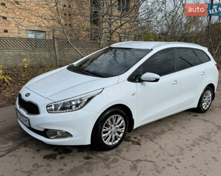 Білий Кіа Сід, об'ємом двигуна 1.4 л та пробігом 233 тис. км за 6900 $, фото 1 на Automoto.ua