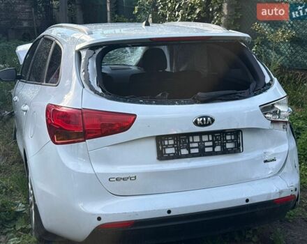 Белый Киа Сид, объемом двигателя 1.6 л и пробегом 265 тыс. км за 2300 $, фото 1 на Automoto.ua