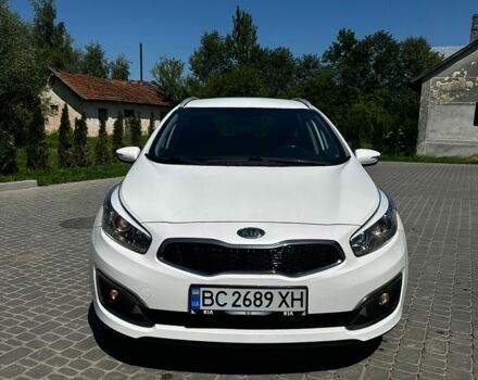 Білий Кіа Сід, об'ємом двигуна 1.59 л та пробігом 184 тис. км за 11300 $, фото 1 на Automoto.ua