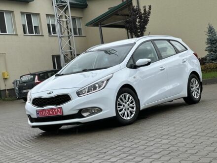 Киа Сид 2015 в Луцке на Automoto.ua Белый Киа Сид, объемом двигателя 1.6 л и пробегом 257 тыс. км за 8000 $, фото 1 на Automoto.ua