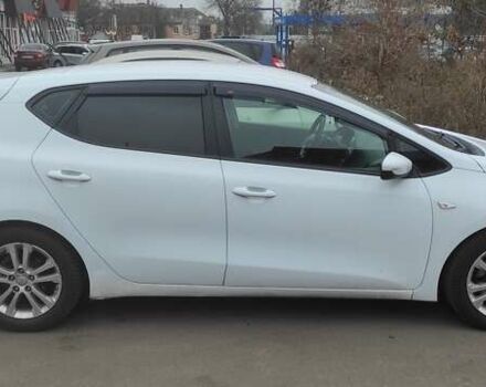 Білий Кіа Сід, об'ємом двигуна 1.4 л та пробігом 229 тис. км за 8100 $, фото 1 на Automoto.ua