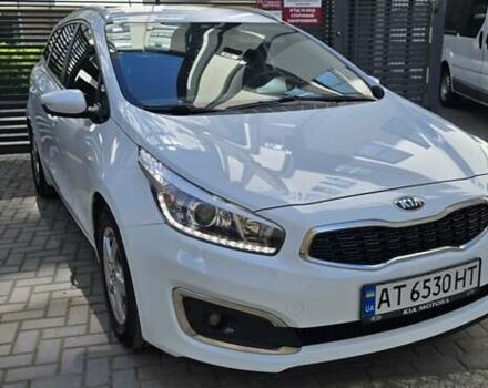 Білий Кіа Сід, об'ємом двигуна 1.4 л та пробігом 195 тис. км за 9999 $, фото 1 на Automoto.ua