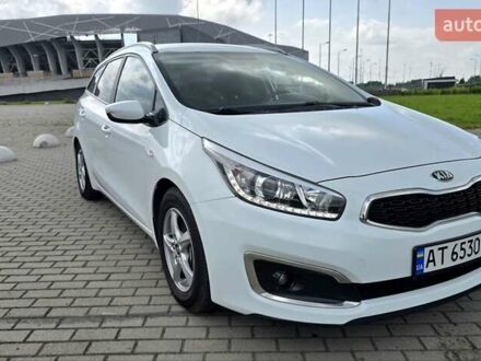 Білий Кіа Сід, об'ємом двигуна 1.4 л та пробігом 199 тис. км за 8900 $, фото 1 на Automoto.ua