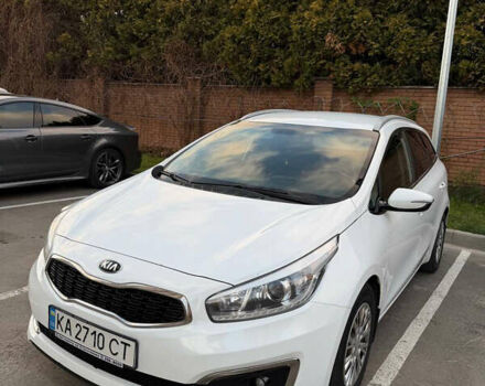 Белый Киа Сид, объемом двигателя 1.59 л и пробегом 220 тыс. км за 12050 $, фото 1 на Automoto.ua