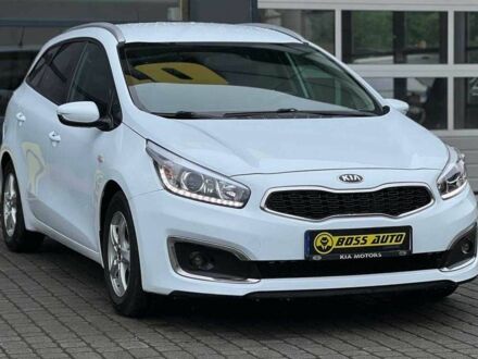 Киа Сид 2016 в Ивано-Франковске на Automoto.ua Белый Киа Сид, объемом двигателя 1.4 л и пробегом 196 тыс. км за 10000 $, фото 1 на Automoto.ua