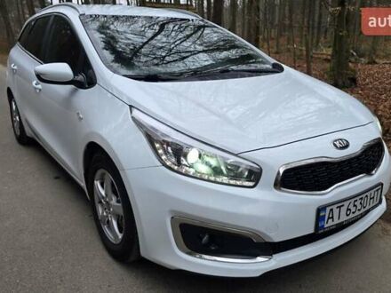 Белый Киа Сид, объемом двигателя 1.4 л и пробегом 198 тыс. км за 8500 $, фото 1 на Automoto.ua