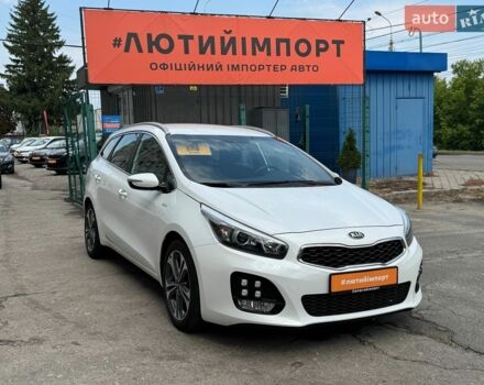 Белый Киа Сид, объемом двигателя 1.6 л и пробегом 184 тыс. км за 12000 $, фото 1 на Automoto.ua