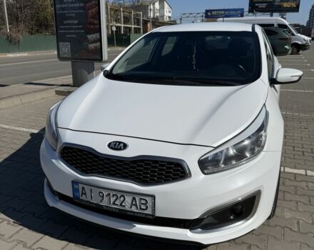 Белый Киа Сид, объемом двигателя 1.6 л и пробегом 228 тыс. км за 12100 $, фото 1 на Automoto.ua