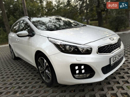 Киа Сид 2016 в Буче на Automoto.ua Белый Киа Сид, объемом двигателя 1.6 л и пробегом 219 тыс. км за 13600 $, фото 1 на Automoto.ua