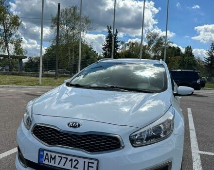 Білий Кіа Сід, об'ємом двигуна 1.6 л та пробігом 233 тис. км за 9200 $, фото 1 на Automoto.ua