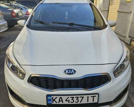 Белый Киа Сид, объемом двигателя 1.59 л и пробегом 166 тыс. км за 13000 $, фото 1 на Automoto.ua