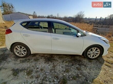 Белый Киа Сид, объемом двигателя 1.59 л и пробегом 65 тыс. км за 14800 $, фото 1 на Automoto.ua