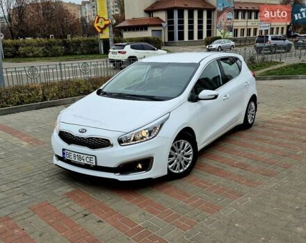 Белый Киа Сид, объемом двигателя 1.6 л и пробегом 100 тыс. км за 14450 $, фото 1 на Automoto.ua