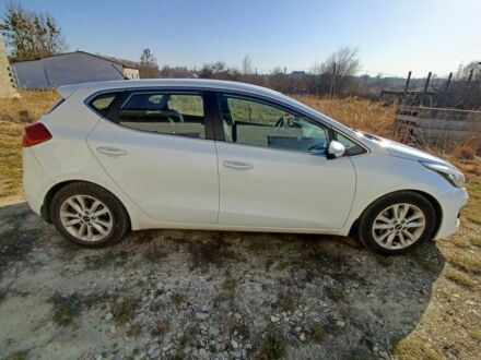 Білий Кіа Сід, об'ємом двигуна 0 л та пробігом 65 тис. км за 14800 $, фото 1 на Automoto.ua