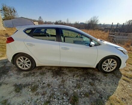 Білий Кіа Сід, об'ємом двигуна 0 л та пробігом 65 тис. км за 14800 $, фото 1 на Automoto.ua