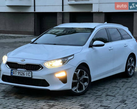 Белый Киа Сид, объемом двигателя 1.6 л и пробегом 240 тыс. км за 15950 $, фото 1 на Automoto.ua