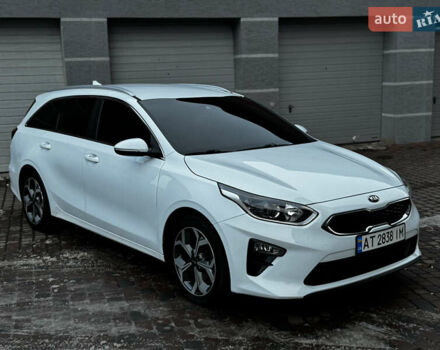 Белый Киа Сид, объемом двигателя 1.6 л и пробегом 240 тыс. км за 13950 $, фото 1 на Automoto.ua