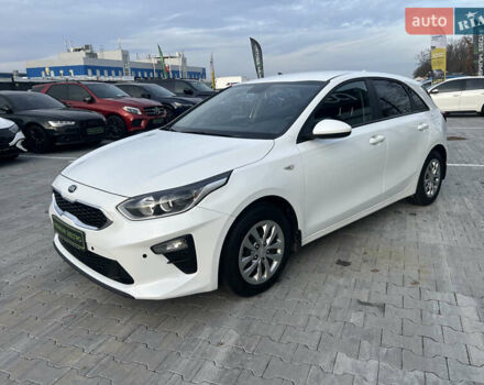 Белый Киа Сид, объемом двигателя 1.37 л и пробегом 37 тыс. км за 12900 $, фото 1 на Automoto.ua