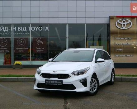 Белый Киа Сид, объемом двигателя 1.37 л и пробегом 33 тыс. км за 15432 $, фото 1 на Automoto.ua