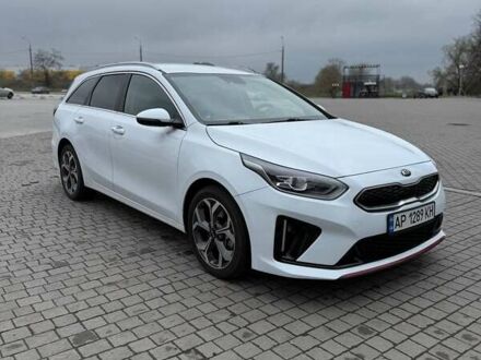 Белый Киа Сид, объемом двигателя 1.58 л и пробегом 58 тыс. км за 17799 $, фото 1 на Automoto.ua