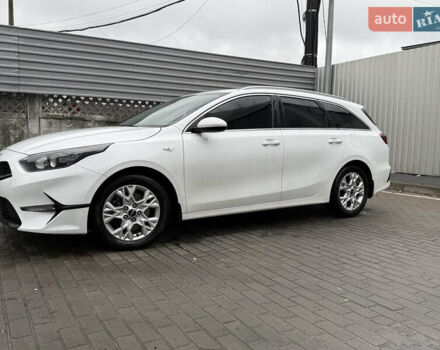 Белый Киа Сид, объемом двигателя 1.6 л и пробегом 45 тыс. км за 18300 $, фото 1 на Automoto.ua