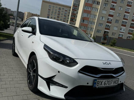 Белый Киа Сид, объемом двигателя 1.59 л и пробегом 36 тыс. км за 18000 $, фото 1 на Automoto.ua