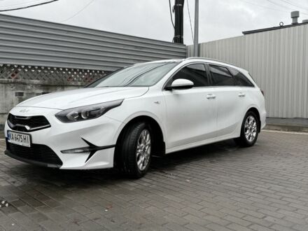 Киа Сид 2022 в Вышгороде на Automoto.ua Белый Киа Сид, объемом двигателя 1.6 л и пробегом 45 тыс. км за 18300 $, фото 1 на Automoto.ua