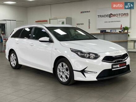 Белый Киа Сид, объемом двигателя 1.59 л и пробегом 57 тыс. км за 17790 $, фото 1 на Automoto.ua