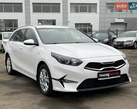 Белый Киа Сид, объемом двигателя 1.59 л и пробегом 57 тыс. км за 16990 $, фото 1 на Automoto.ua