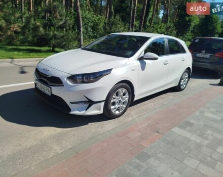 Белый Киа Сид, объемом двигателя 1.59 л и пробегом 33 тыс. км за 18500 $, фото 1 на Automoto.ua