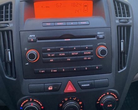 Бежевий Кіа Сід, об'ємом двигуна 1.4 л та пробігом 207 тис. км за 5500 $, фото 2 на Automoto.ua