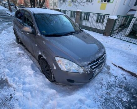 Бежевий Кіа Сід, об'ємом двигуна 1.4 л та пробігом 207 тис. км за 5500 $, фото 1 на Automoto.ua