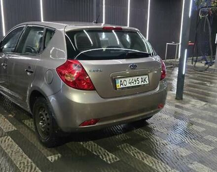 Бежевый Киа Сид, объемом двигателя 1.4 л и пробегом 400 тыс. км за 5000 $, фото 6 на Automoto.ua