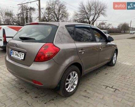 Бежевый Киа Сид, объемом двигателя 1.6 л и пробегом 280 тыс. км за 5999 $, фото 7 на Automoto.ua