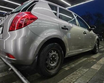 Бежевый Киа Сид, объемом двигателя 1.4 л и пробегом 400 тыс. км за 5000 $, фото 5 на Automoto.ua