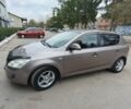 Бежевый Киа Сид, объемом двигателя 1.4 л и пробегом 220 тыс. км за 4850 $, фото 1 на Automoto.ua