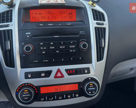 Бежевый Киа Сид, объемом двигателя 1.6 л и пробегом 226 тыс. км за 5750 $, фото 26 на Automoto.ua