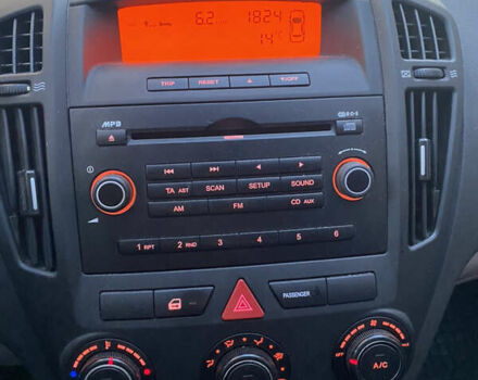 Бежевый Киа Сид, объемом двигателя 1.4 л и пробегом 207 тыс. км за 5300 $, фото 4 на Automoto.ua