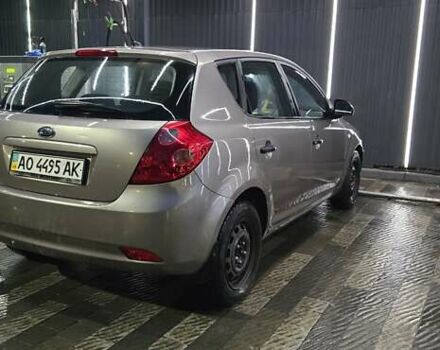 Бежевый Киа Сид, объемом двигателя 1.4 л и пробегом 400 тыс. км за 5000 $, фото 4 на Automoto.ua