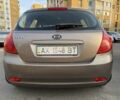 Бежевий Кіа Сід, об'ємом двигуна 1.4 л та пробігом 260 тис. км за 5016 $, фото 1 на Automoto.ua