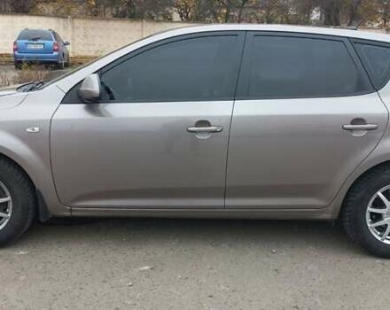 Бежевый Киа Сид, объемом двигателя 1.6 л и пробегом 273 тыс. км за 5800 $, фото 8 на Automoto.ua