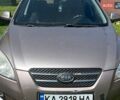Бежевый Киа Сид, объемом двигателя 1.6 л и пробегом 275 тыс. км за 4800 $, фото 1 на Automoto.ua