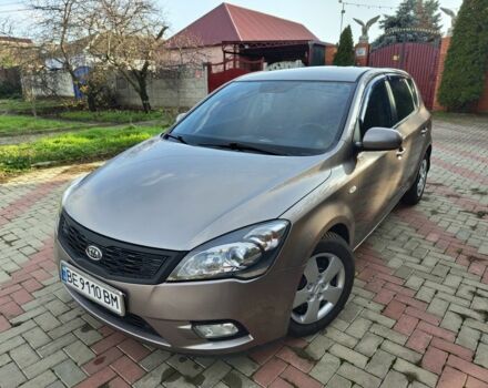 Бежевый Киа Сид, объемом двигателя 1.6 л и пробегом 173 тыс. км за 6500 $, фото 5 на Automoto.ua