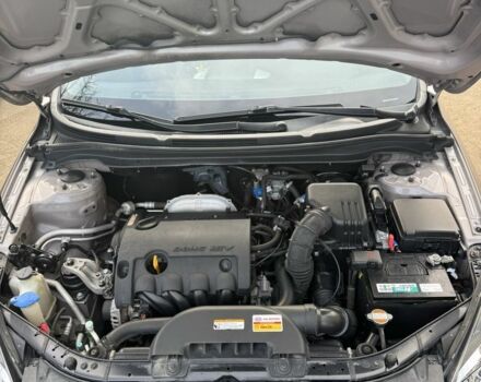 Бежевый Киа Сид, объемом двигателя 1.6 л и пробегом 178 тыс. км за 6000 $, фото 7 на Automoto.ua