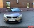 Бежевый Киа Сид, объемом двигателя 1.6 л и пробегом 295 тыс. км за 6200 $, фото 1 на Automoto.ua
