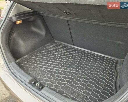 Бежевий Кіа Сід, об'ємом двигуна 1.6 л та пробігом 246 тис. км за 6500 $, фото 31 на Automoto.ua