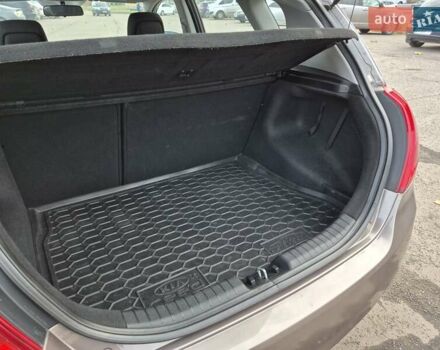 Бежевий Кіа Сід, об'ємом двигуна 1.6 л та пробігом 246 тис. км за 6500 $, фото 30 на Automoto.ua